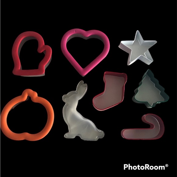 Cookie cutters. Beautiful Quality. Never Used. 8 Assorted Shapes. - Picture 2 of 11
